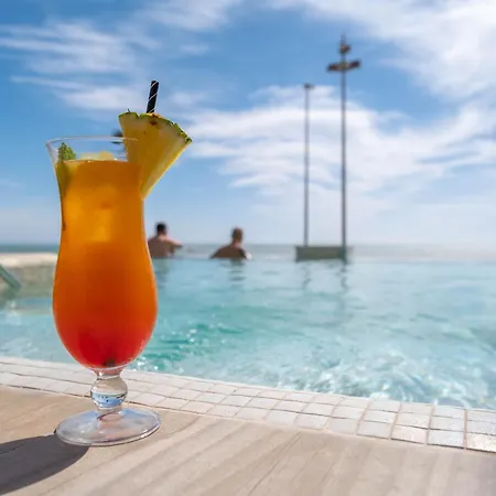 Hotel Bahia By Qhotels