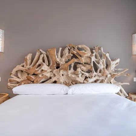 Hotel Bahia By Qhotels 4*