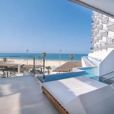 Hotel Bahia By Qhotels 4*